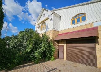 Сдаю дом, 215 м2, Киров, Водопроводная улица, 6