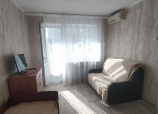 Сдача в аренду 1-ком. квартиры, 31 м2, Ростов-на-Дону, улица Жмайлова, 17