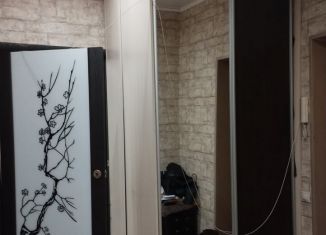 Продам 2-комнатную квартиру, 48 м2, Омская область, улица Горького, 54