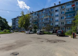 Продам 2-ком. квартиру, 45.7 м2, Благовещенск, Театральная улица, 81