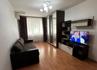 Сдаю комнату, 42 м2, Серпухов, улица Ворошилова, 136