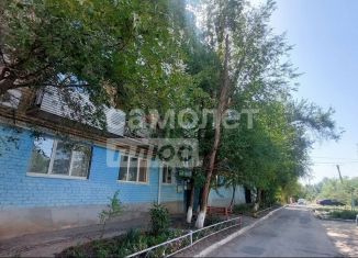 Трехкомнатная квартира на продажу, 57 м2, Элиста, 1-й микрорайон, 35, 1-й микрорайон