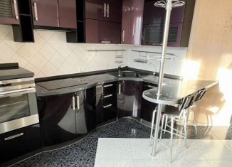 Продаю двухкомнатную квартиру, 62 м2, Москва, улица Васильцовский Стан, 10к1, метро Стахановская