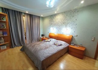 Продам четырехкомнатную квартиру, 108 м2, Йошкар-Ола, Красноармейская улица, 96А, 2-й микрорайон