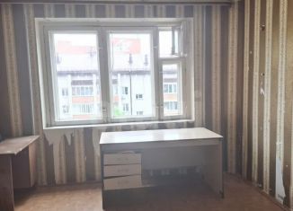 Трехкомнатная квартира на продажу, 92 м2, Тюмень, улица 9 Января, 162