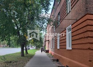 Продается двухкомнатная квартира, 50 м2, Иваново, улица Суворова, 9