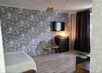 Сдается в аренду 1-комнатная квартира, 36 м2, Приморско-Ахтарск, улица Ленина, 28