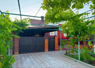 Продается дом, 120 м2, Крымск, улица Карла Либкнехта