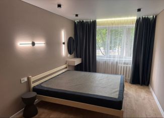 Продам 2-ком. квартиру, 43 м2, Пятигорск, Кавказская улица, 1