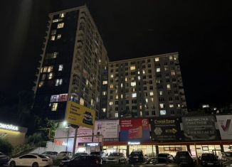 Сдается в аренду квартира студия, 32 м2, Сочи, Виноградная улица, 206