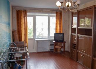 Двухкомнатная квартира на продажу, 45 м2, Серов, улица Луначарского, 114