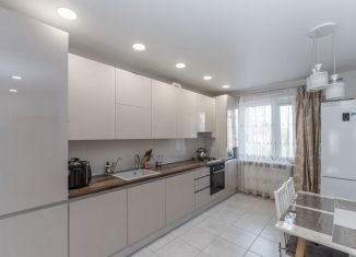 Продаю 3-ком. квартиру, 108.9 м2, Калининград, улица Тургенева, 5