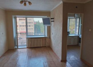 Продам 1-ком. квартиру, 28.1 м2, Тюмень, Ленинский округ, улица Республики, 146