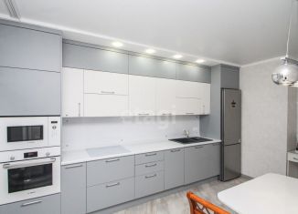 Продам 3-ком. квартиру, 74.2 м2, Тюмень, улица Пожарных и Спасателей, 5к1