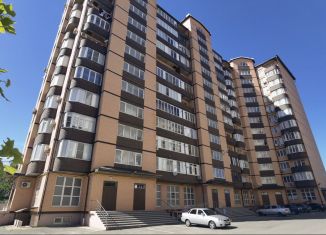 Продаю 1-комнатную квартиру, 53.5 м2, Махачкала, улица Бейбулатова, 13А