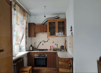 Продается трехкомнатная квартира, 60.7 м2, Омская область, улица Лобкова, 20
