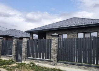 Продаю коттедж, 87 м2, Краснодарский край, улица Атамана Кухаренко