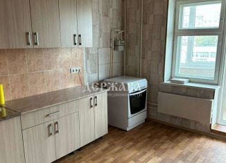 Сдам в аренду 3-ком. квартиру, 84 м2, Старый Оскол, микрорайон Зелёный Лог, 7