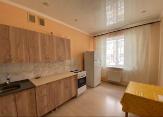 Сдаю 1-ком. квартиру, 35 м2, Краснодар, улица имени С.С. Прокофьева, 27, Музыкальный микрорайон