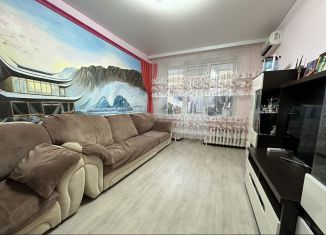 Продается 3-комнатная квартира, 63.8 м2, Балашов, улица Титова, 12