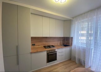 Продаю 1-ком. квартиру, 38.6 м2, Горячий Ключ, Объездная улица