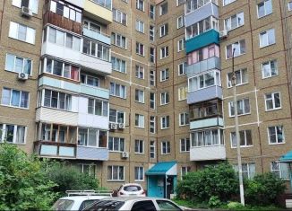 Продаю четырехкомнатную квартиру, 88 м2, Барнаул, Взлётная улица, 10
