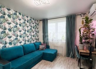 Продам 1-ком. квартиру, 38 м2, Мурино, Охтинская аллея, 14, ЖК Мой Город