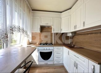 Продаю 3-ком. квартиру, 56 м2, Тула, улица Седова, 39Б