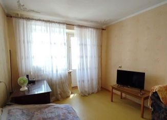 2-ком. квартира на продажу, 43.2 м2, Таганрог, улица Сергея Шило, 186