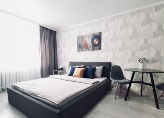 Продается 2-комнатная квартира, 39.9 м2, Старый Оскол, микрорайон Горняк, 1