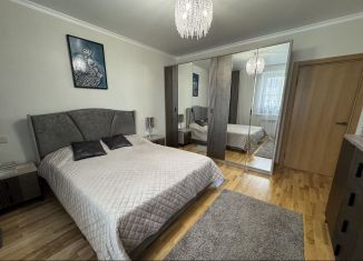 Продажа двухкомнатной квартиры, 77 м2, Калуга, Хорошая улица, 5