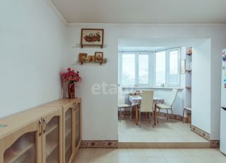 Продам 3-комнатную квартиру, 95.3 м2, Вологда, улица Петина, 4