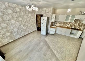 Продаю 3-ком. квартиру, 61.5 м2, Удмуртия, улица Строителя Николая Шишкина, 5/1