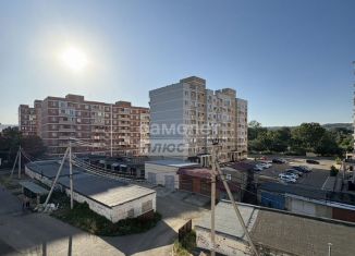 2-комнатная квартира на продажу, 56 м2, Горячий Ключ, улица Кириченко, 7