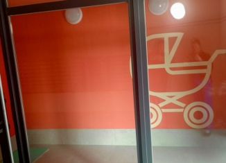 Продаю квартиру студию, 30 м2, посёлок городского типа Гвардейское, Курганная улица, 1