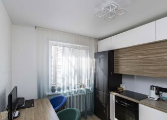 Продажа 2-ком. квартиры, 50.4 м2, Тюмень, Фабричная улица, 1