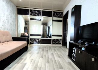 Продаю 2-комнатную квартиру, 52 м2, Киров, проспект Строителей, 5