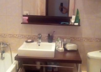 Сдается в аренду однокомнатная квартира, 44 м2, Пермь, улица Грачёва, 19