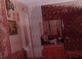 Продается однокомнатная квартира, 33.4 м2, Глазов, улица Строителей, 2