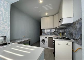 Сдаю в аренду 1-ком. квартиру, 30 м2, Сочи, улица Победы, 100