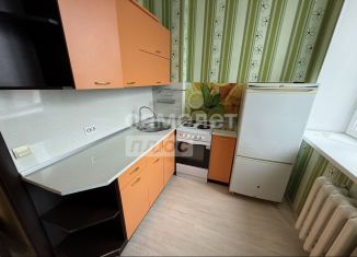 Продается однокомнатная квартира, 33 м2, Стерлитамак, улица Баумана, 2