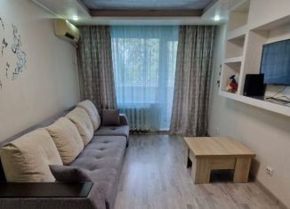 3-комнатная квартира на продажу, 61.5 м2, Новотроицк, Зелёная улица, 7