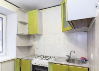 Продажа двухкомнатной квартиры, 43 м2, Тюмень, улица Карла Маркса, 12