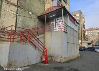 Сдам в аренду торговую площадь, 94 м2, Красноярский край, улица Лауреатов, 49