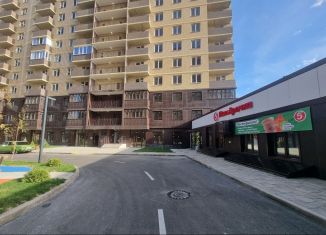 Продам торговую площадь, 44.2 м2, Краснодарский край, улица имени Героя Ростовского, 8