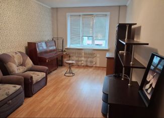 Продается 3-комнатная квартира, 72.8 м2, Курск, Студенческая улица, 24