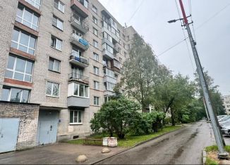 Продам 2-комнатную квартиру, 46.1 м2, Колпино, Пролетарская улица, 11