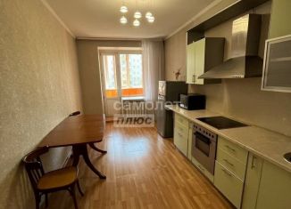 Продаю 2-ком. квартиру, 82.3 м2, Чита, Угданская улица, 3