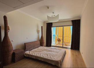 3-комнатная квартира на продажу, 115.8 м2, поселок городского типа Отрадное, улица Мориса Тореза, 19