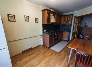 Продам 3-ком. квартиру, 85.9 м2, Воронеж, улица Владимира Невского, 15